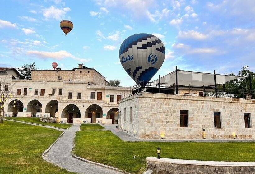 ホテル Nissa Cave