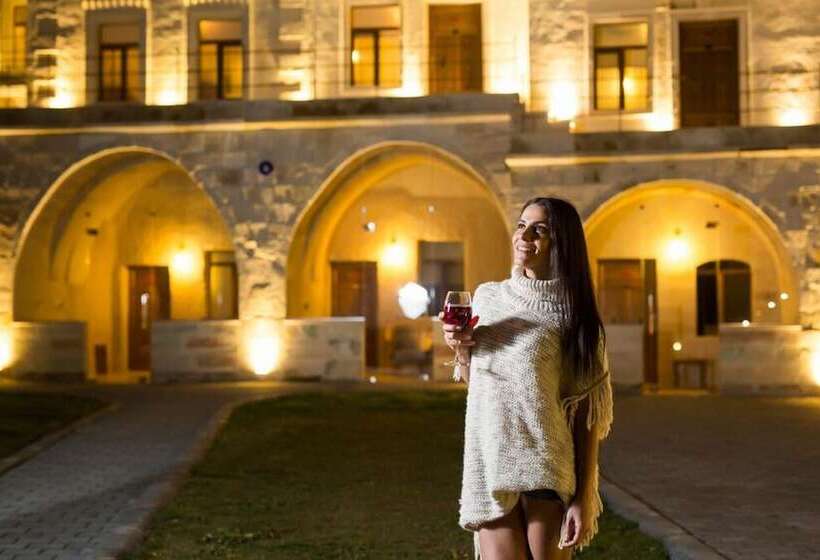 ホテル Nissa Cave