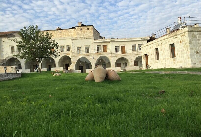 ホテル Nissa Cave