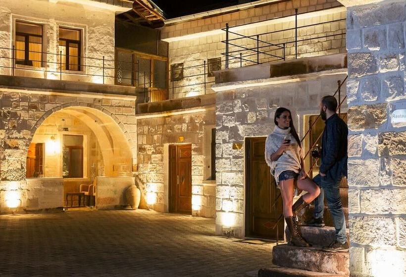 ホテル Nissa Cave