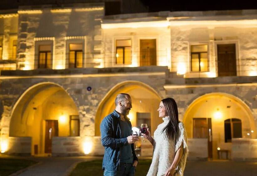 ホテル Nissa Cave