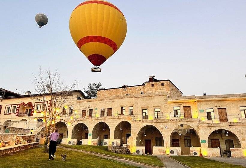 ホテル Nissa Cave