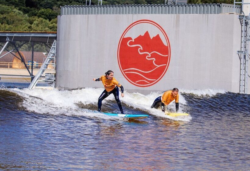 Hotel Surf Snowdonia