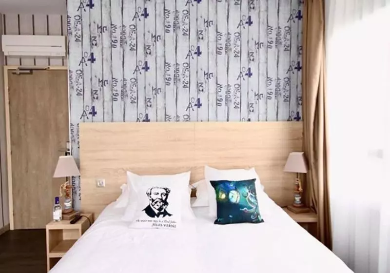 Hotelli The Originals Boutique, Hôtel Lakeside, Biscarrosse , Lac
