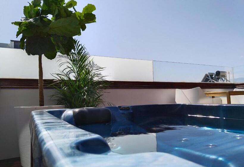 Wavia Hotel   Adults Only