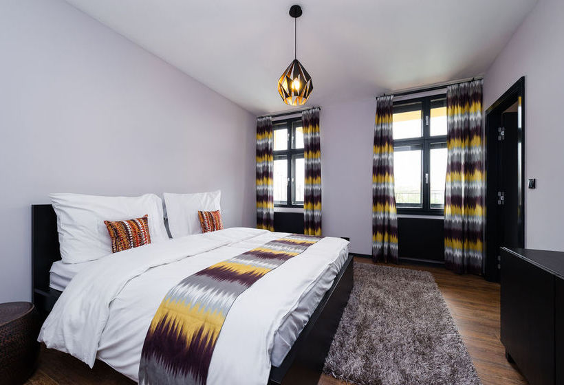 Empirent Mucha Apartments