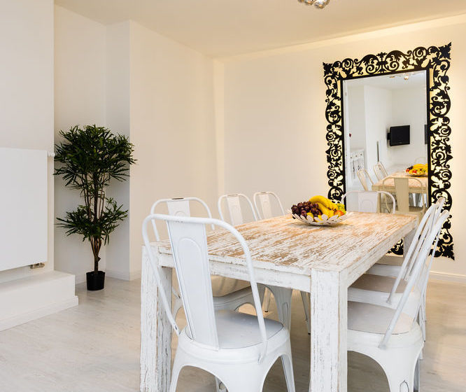 Empirent Mucha Apartments