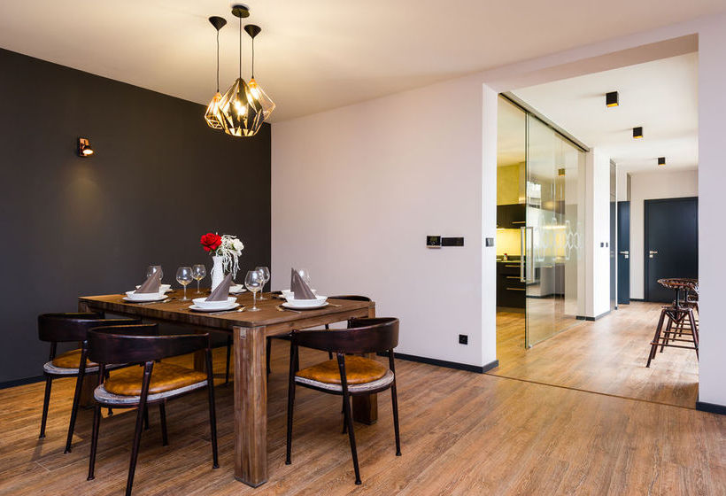 Empirent Mucha Apartments