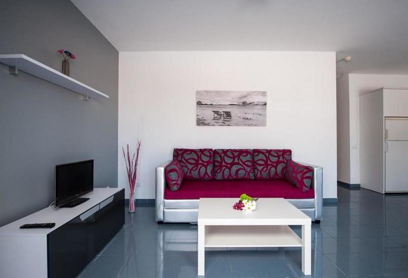 Apartamentos Miami Sun