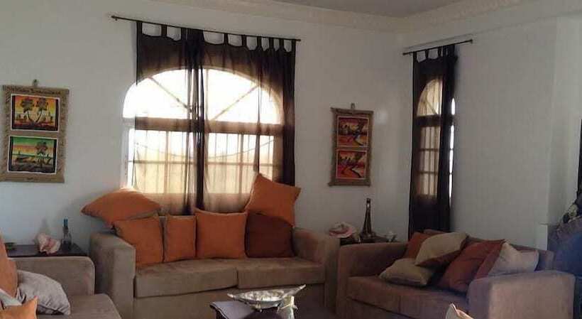 تختخواب و صبحانه Castillo Romano