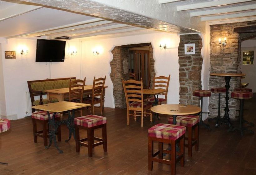 تختخواب و صبحانه Llangeview Lodge