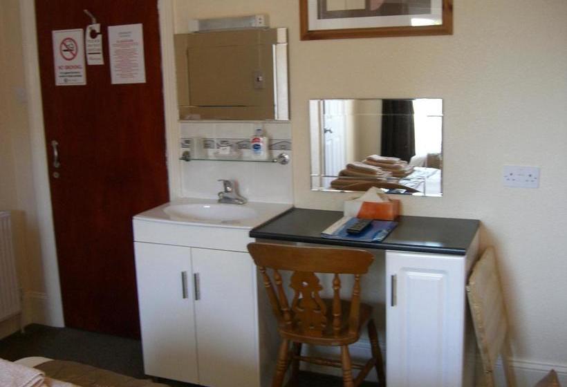 민박 Spindrift Guest House  Adults Only