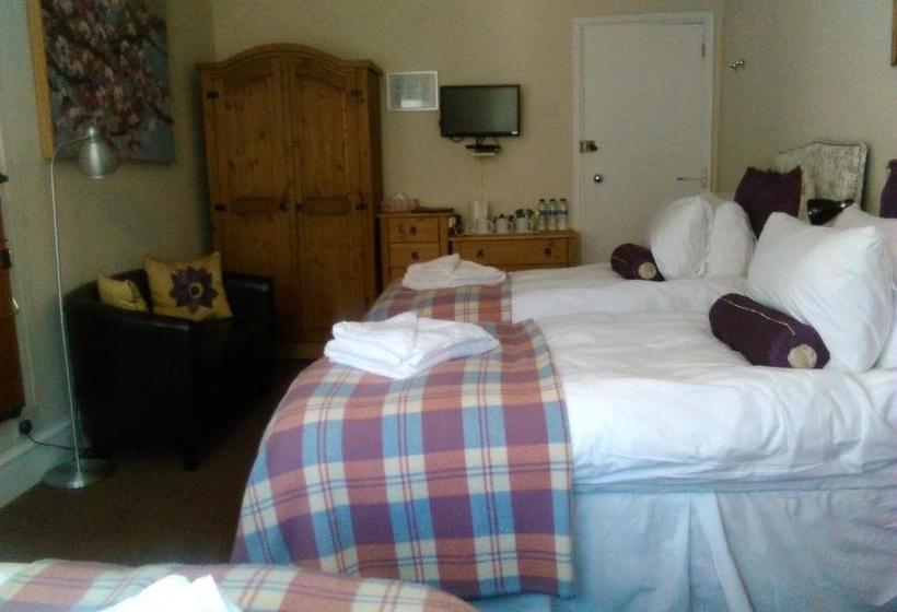 Brunswick Holiday Apartments