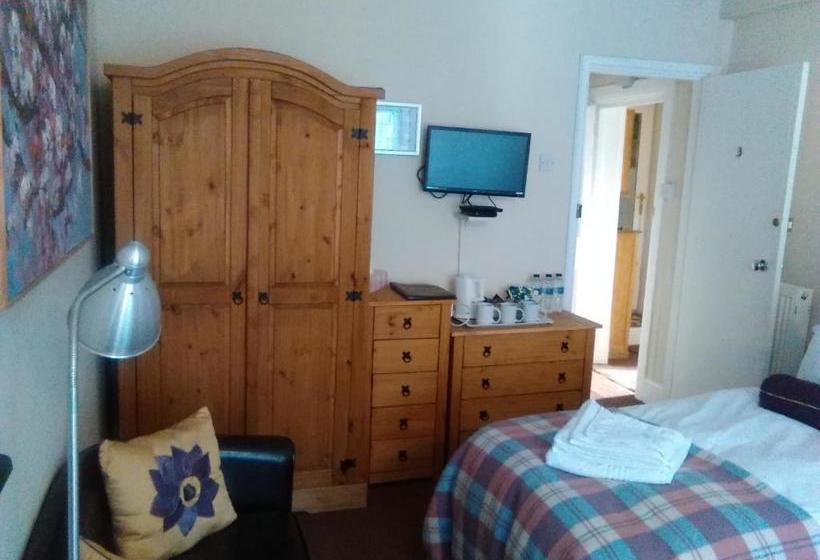 Brunswick Holiday Apartments