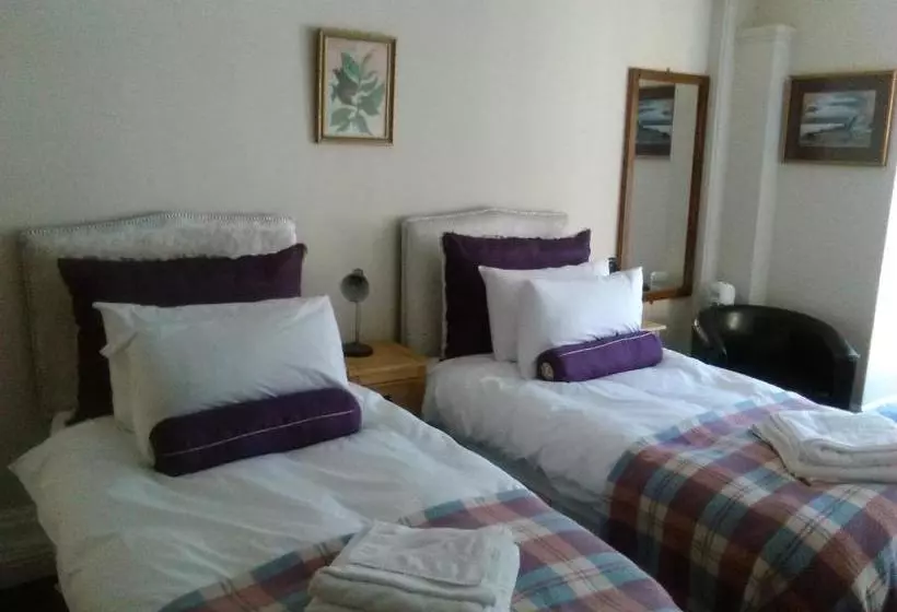 Brunswick Holiday Apartments