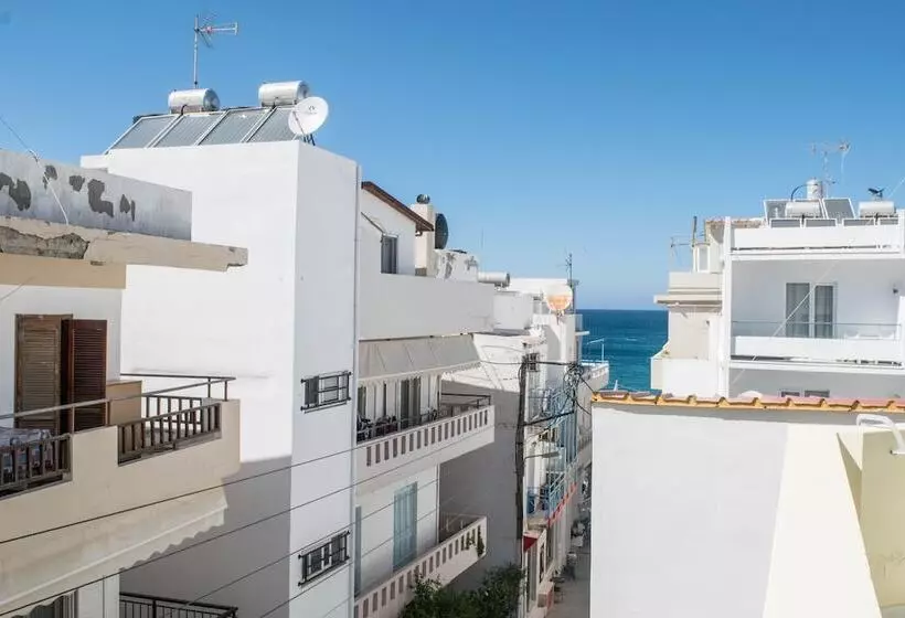 Greta Apartments