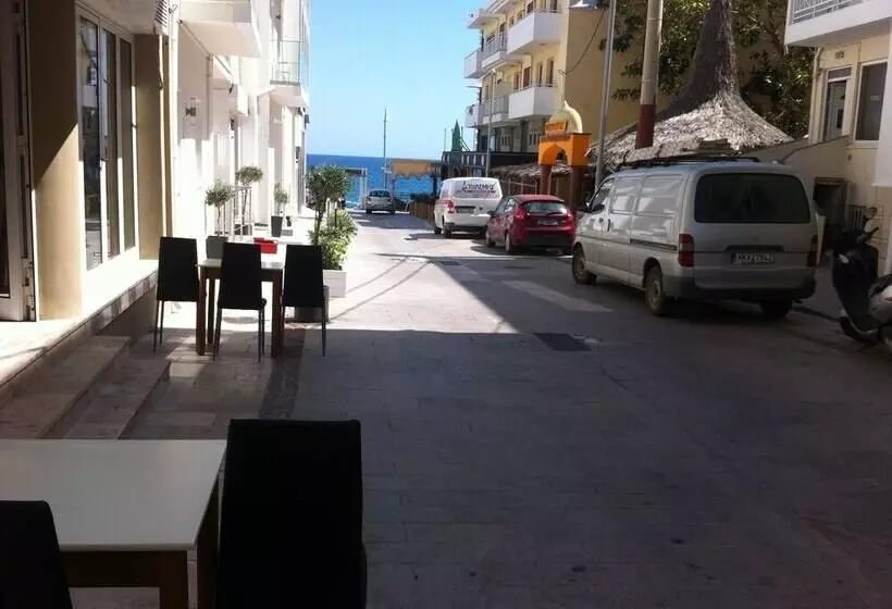 Greta Apartments