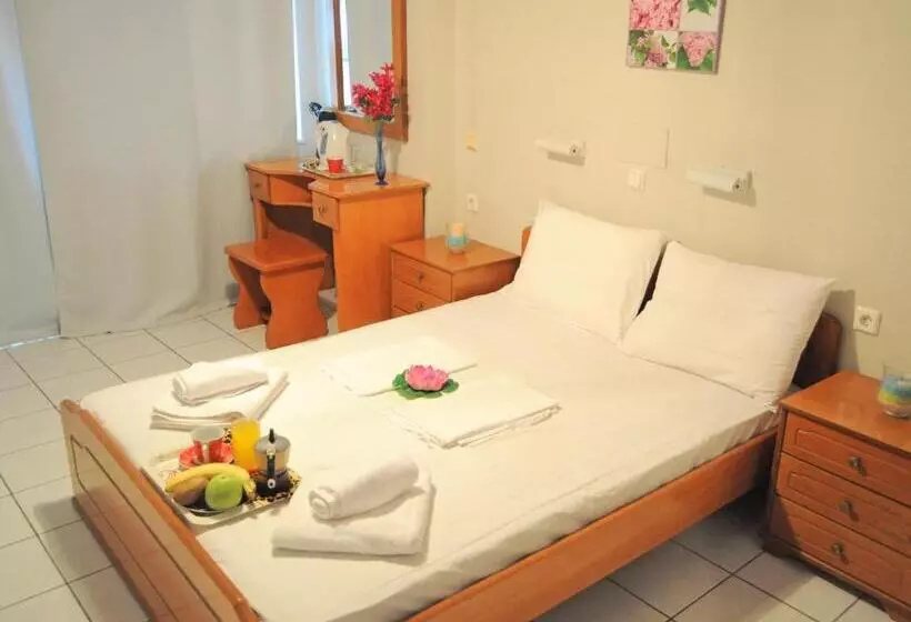Greta Apartments