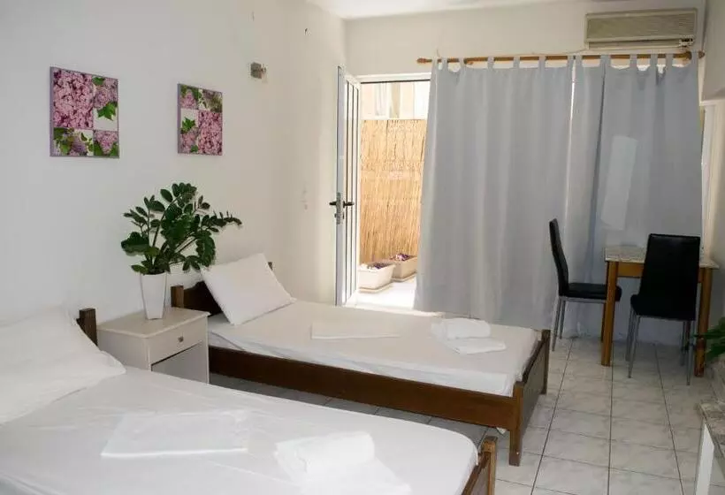 Greta Apartments