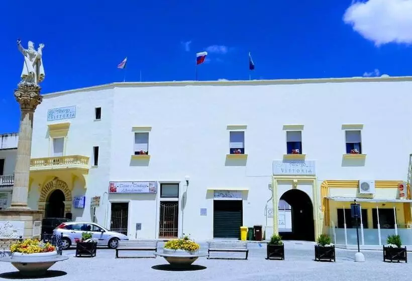 ホテル Albergo Vittoria
