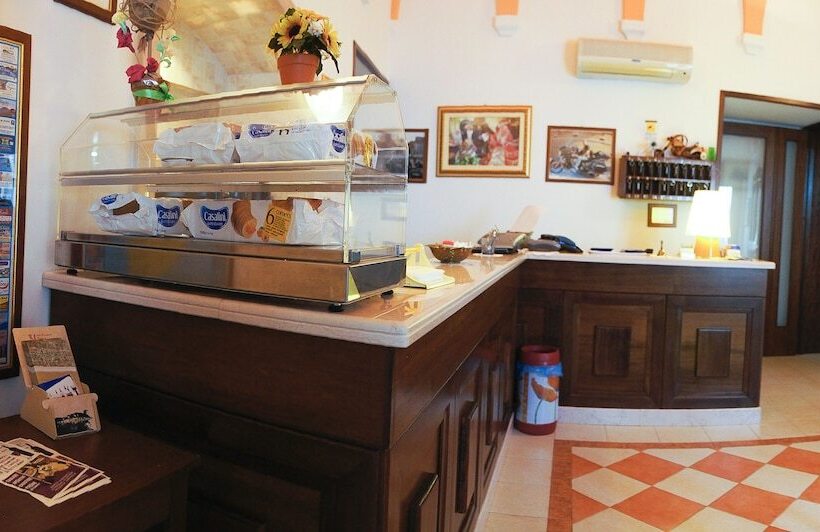 Szálloda Albergo Vittoria