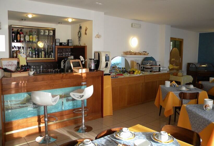 בית מלון כפרי Eliani