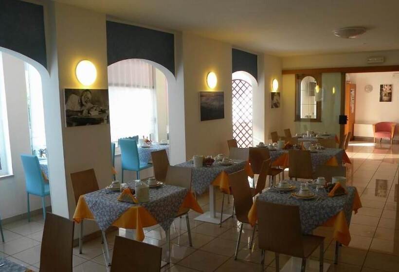 בית מלון כפרי Eliani