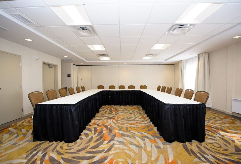 فندق Hampton Inn & Suites By Hilton Truro