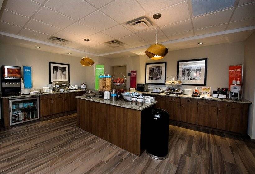 فندق Hampton Inn & Suites By Hilton Truro