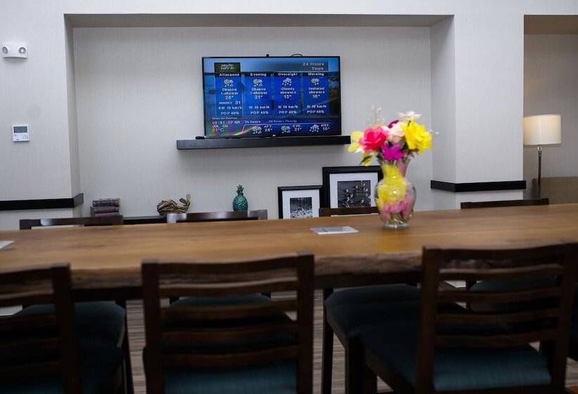 فندق Hampton Inn & Suites By Hilton Truro