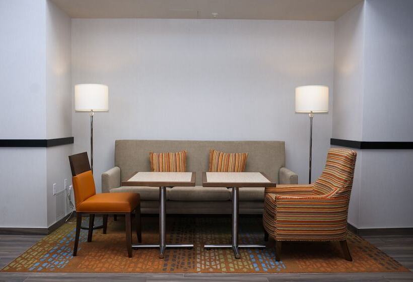 فندق Hampton Inn & Suites By Hilton Truro