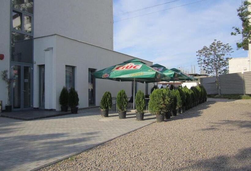 בית מלון כפרי Hefaistos Mamaia