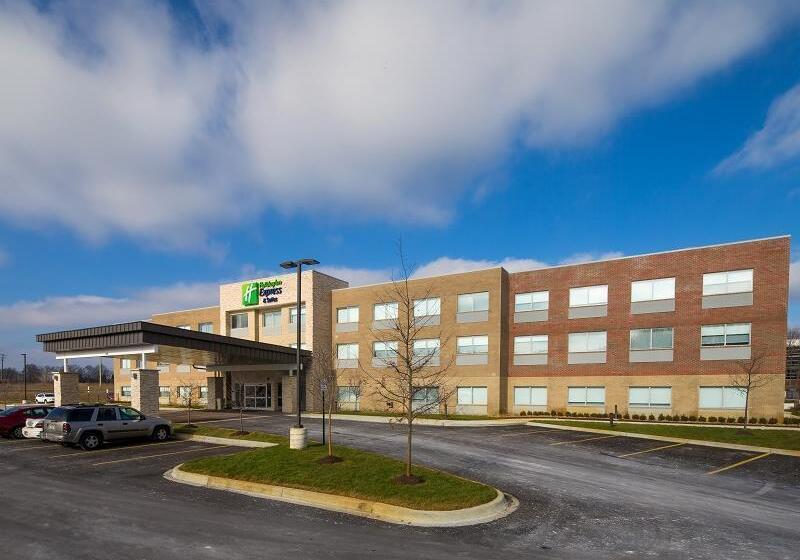酒店 Holiday Inn Express & Suites Alpena   Downtown, An Ihg