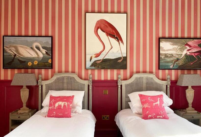 Meikleour Arms Hotel And Restaurant