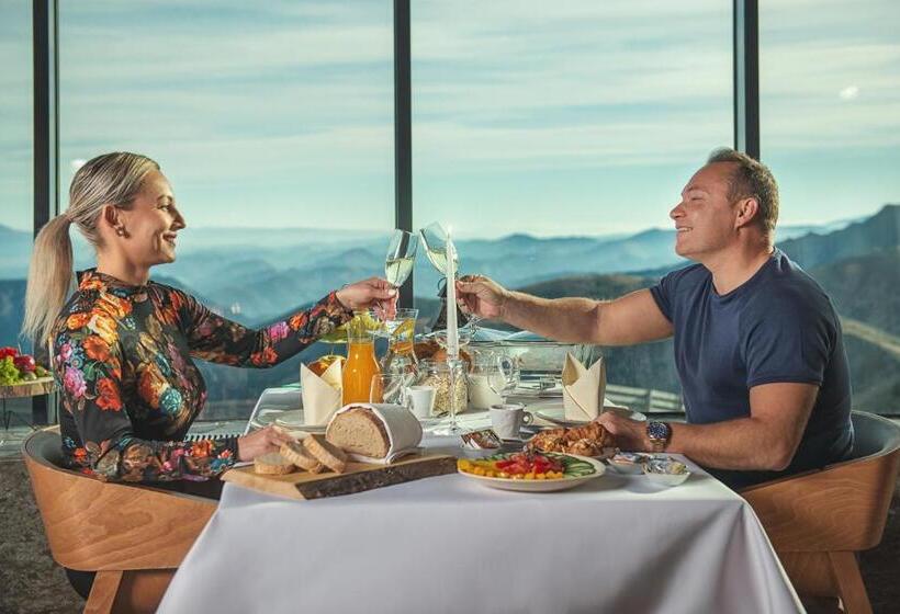 בית מלון כפרי Noc Na Chopku, Rotunda