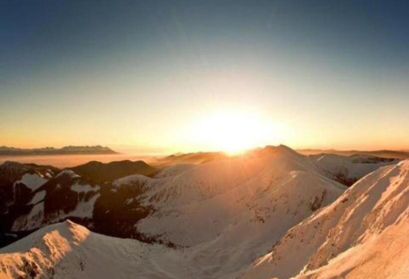 בית מלון כפרי Noc Na Chopku, Rotunda