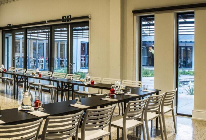 Royal St. Andrews Hotel, Spa And Conference Centre