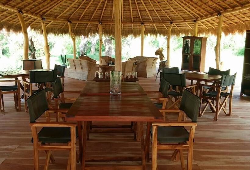 ホテル Ruhunu Safari Camping