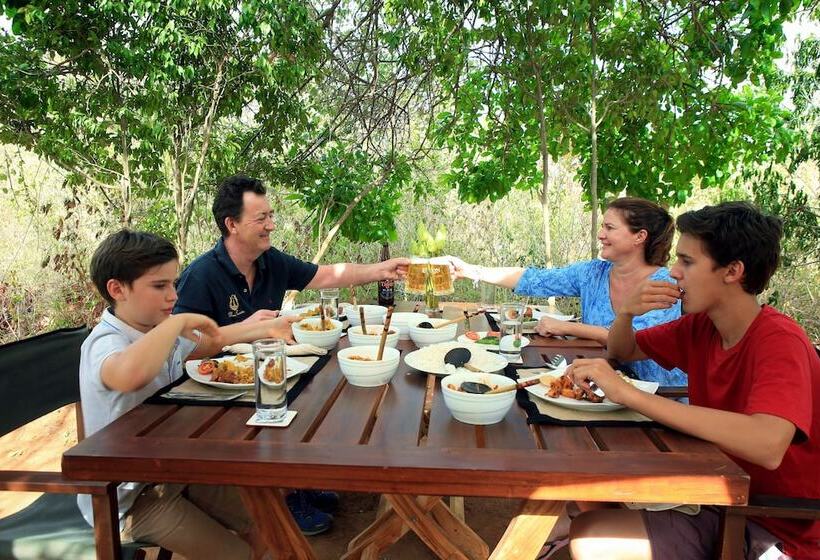 ホテル Ruhunu Safari Camping