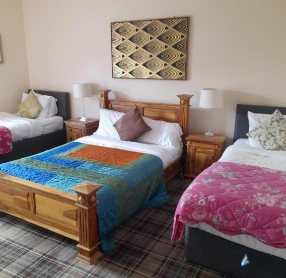 בית מלון כפרי Schooner