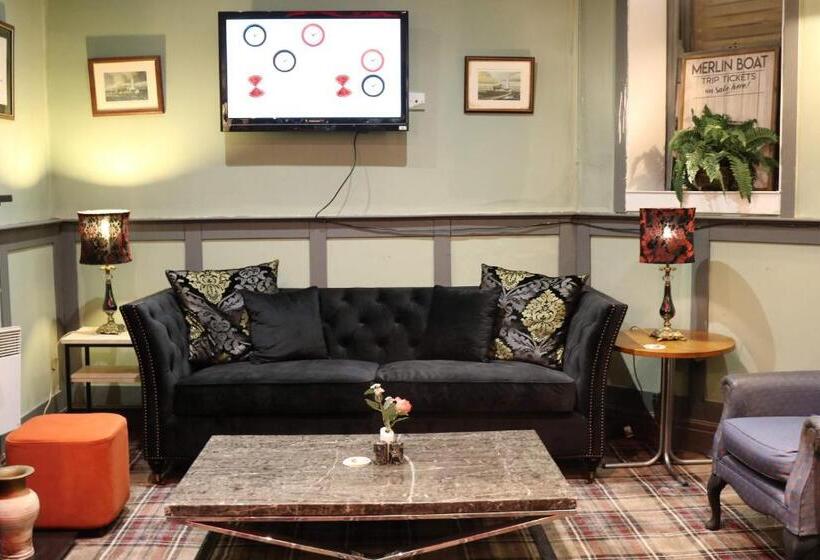 בית מלון כפרי Schooner