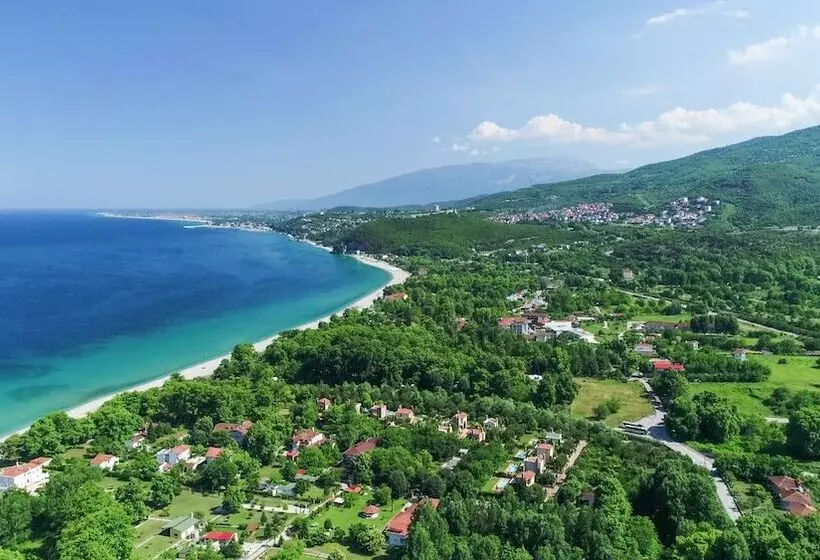 ホテル Sintrivanis Beach Resort