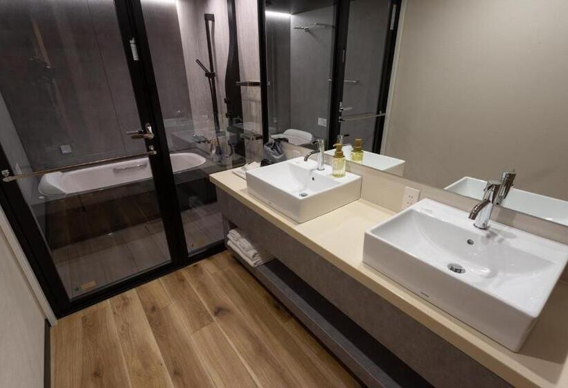 בית מלון כפרי Sundays Amami