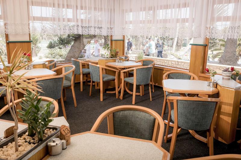 هتل Swakopmund Luxury Suites