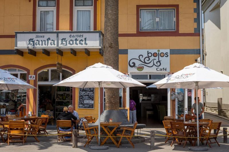 هتل Swakopmund Luxury Suites