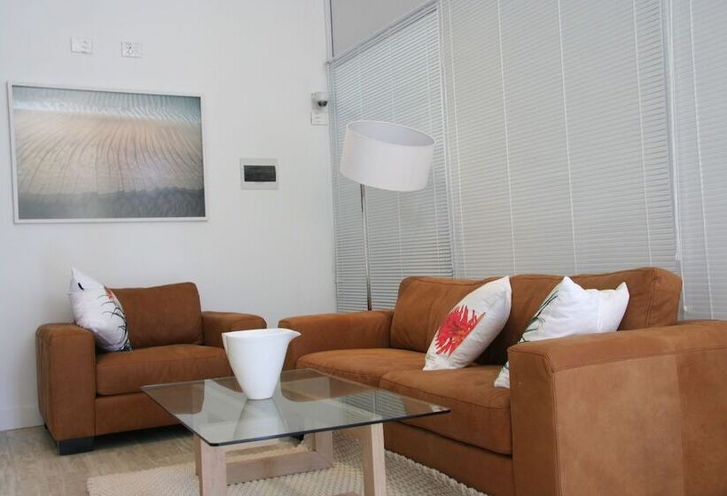 هتل Swakopmund Luxury Suites