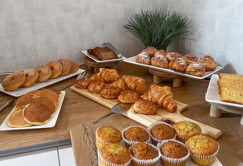 هتل Swakopmund Luxury Suites