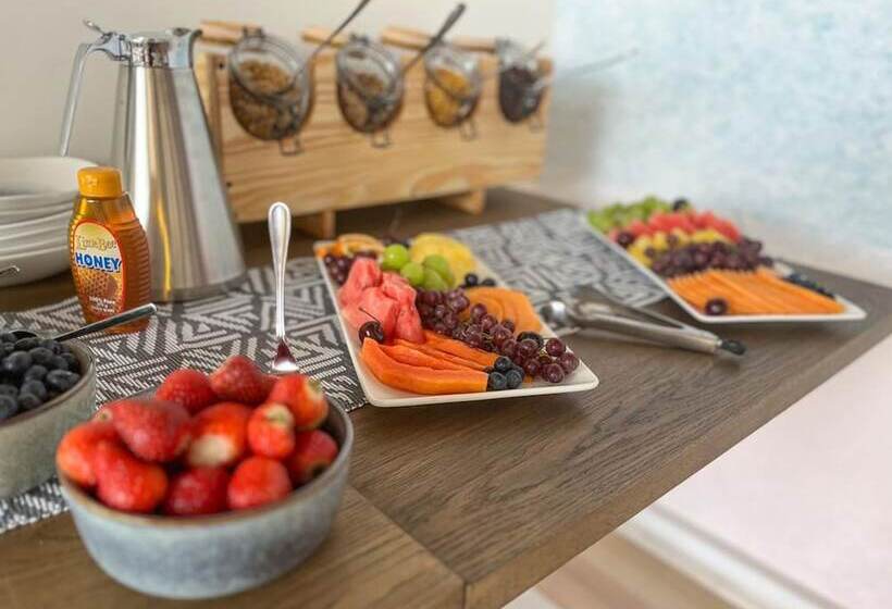 هتل Swakopmund Luxury Suites