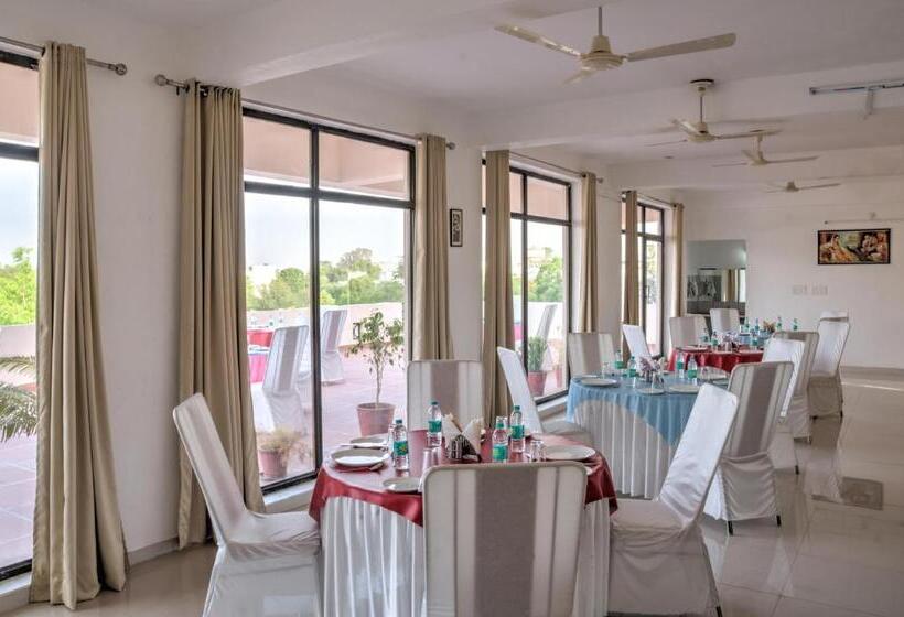 فندق The Park Classic Udaipur