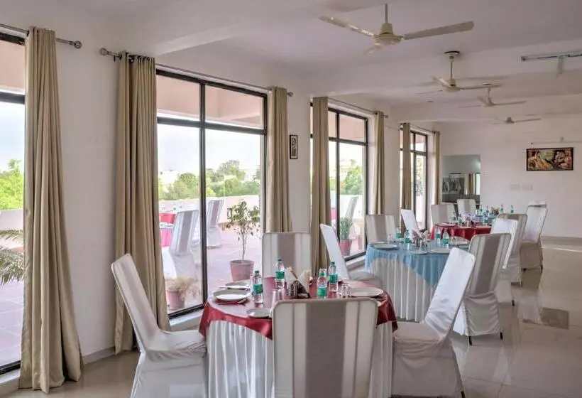 ホテル The Park Classic Udaipur